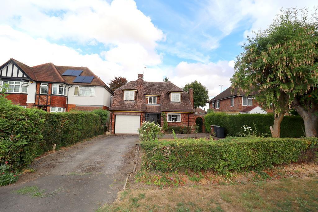 New Bedford Road, Luton... 4 bed detached house £700,000