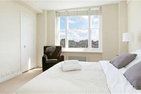 2 bedroom apartment to rent, Hill Street, London, W1J