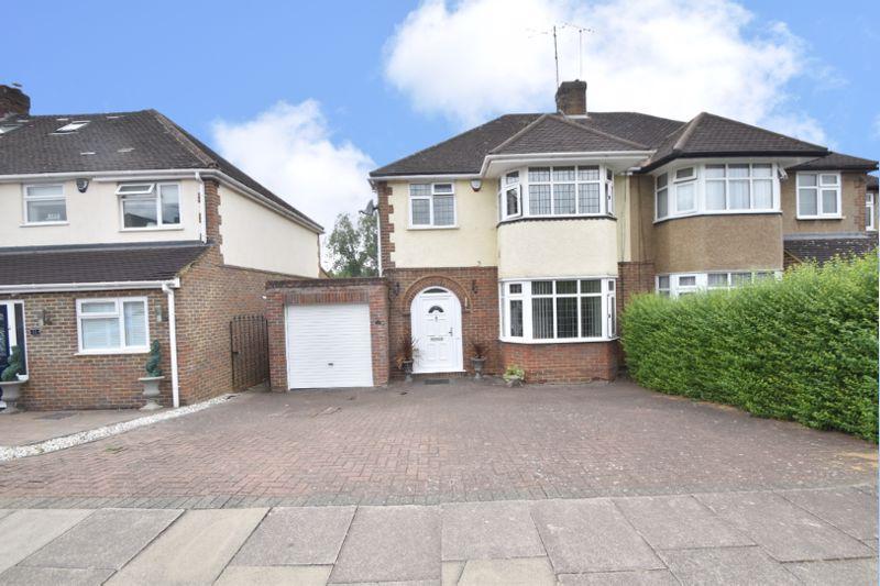 Stratton Gardens, Luton 3 bed semidetached house £525,000