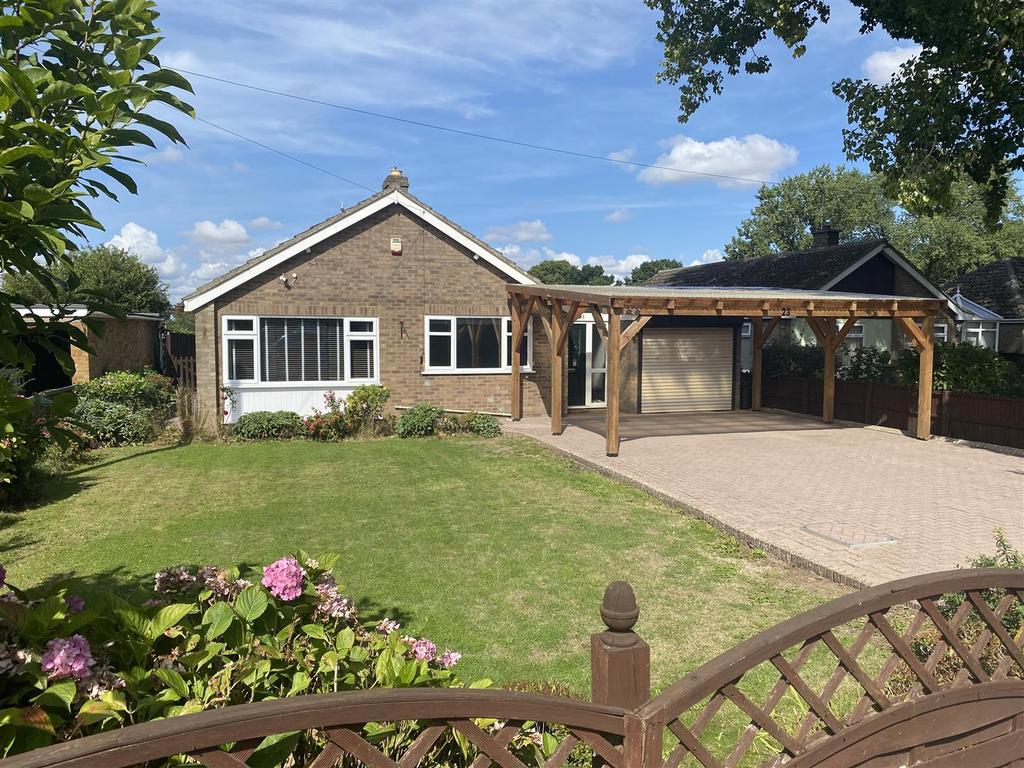 Westhorpe Road, Gosberton 3 bed detached bungalow for sale £300,000