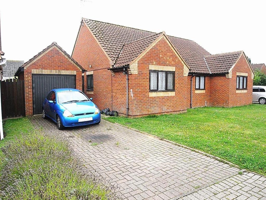 Wesley Road, Whaplode Spalding 2 bed semidetached house £625 pcm (£