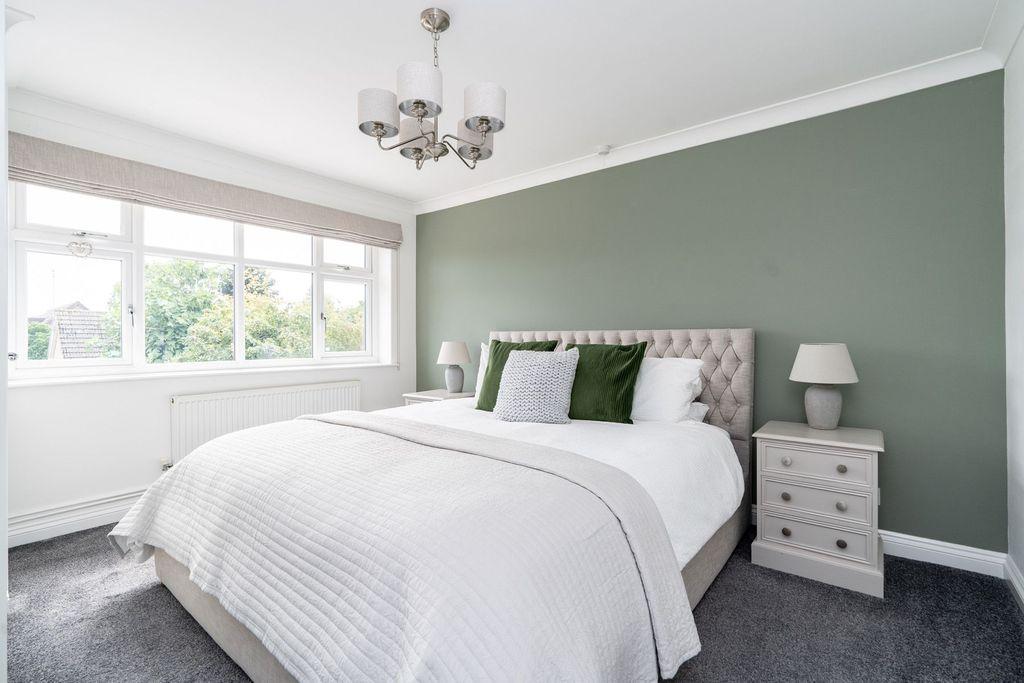 Bedroom 1 (Double)