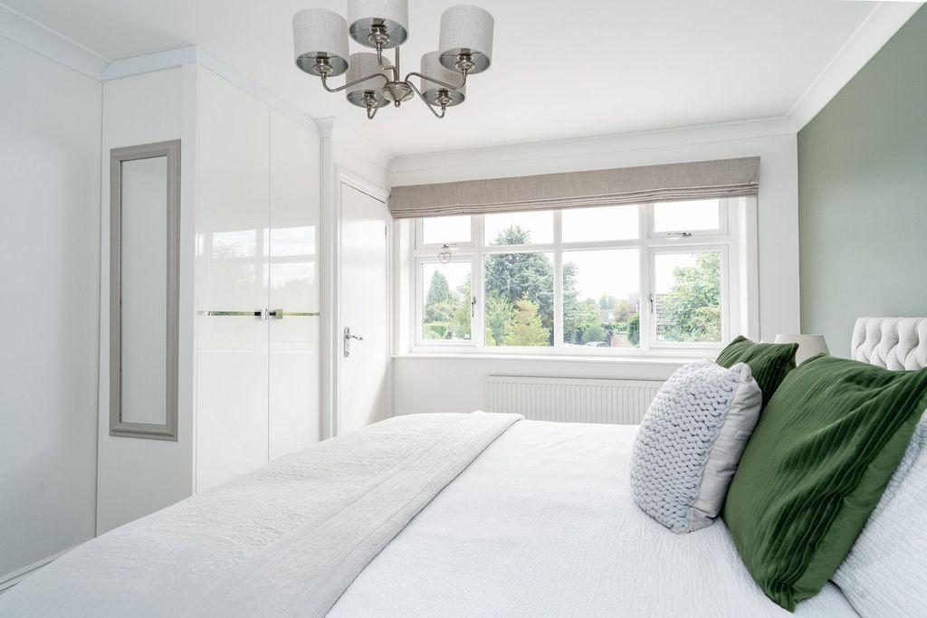 Bedroom 1 (Double)