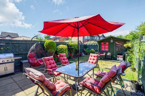 35 Acer Drive, West End, Woking, GU24 9XJ