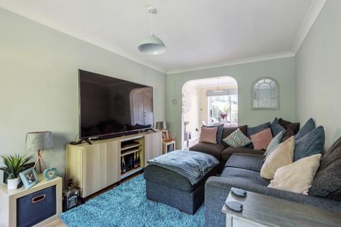 35 Acer Drive, West End, Woking, GU24 9XJ