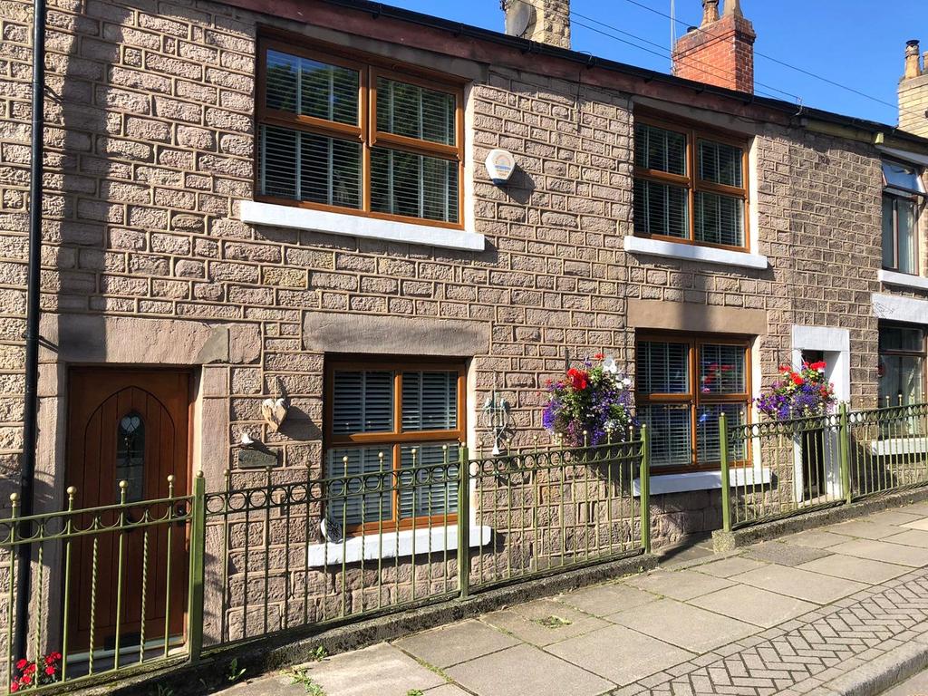 Lower Market Street, Broadbottom... 3 bed terraced house £350,000