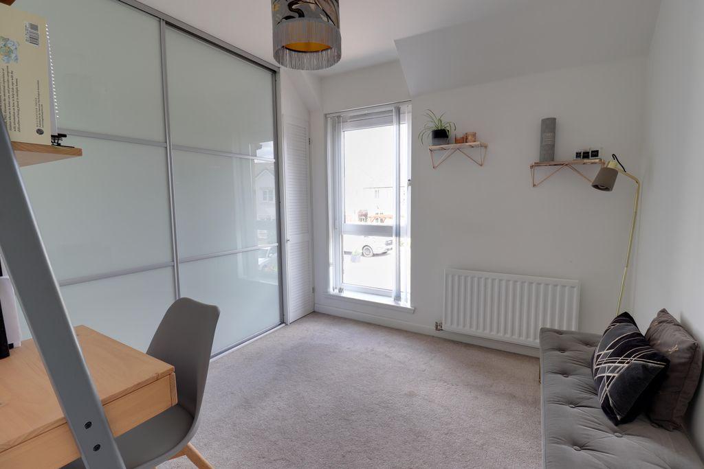 Bedroom 2 (Double)