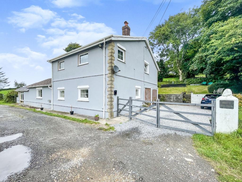 Pant Y Dwr Fach, Heol Ty Llwyd... 4 bed detached house £425,000