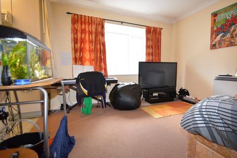 undefined, Queens Court, Queens Road, Slough, Berkshire, SL1