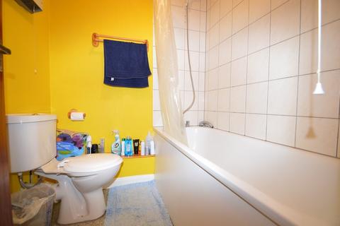 undefined, Queens Court, Queens Road, Slough, Berkshire, SL1