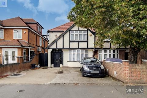 15 Keith Road, Hayes, UB3 4HW