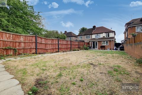 15 Keith Road, Hayes, UB3 4HW