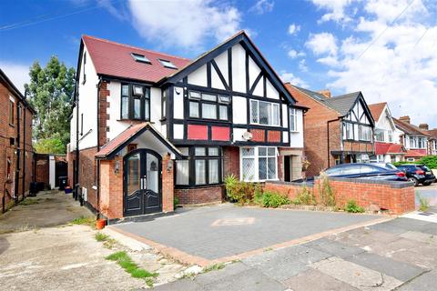 93 Herent Drive, Ilford, IG5 0HF