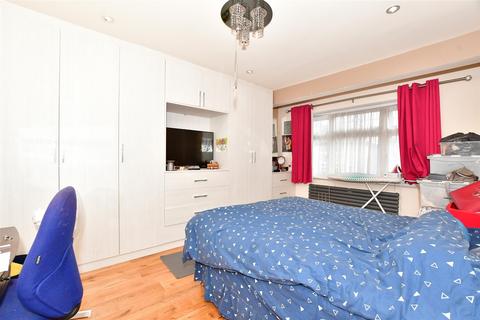 93 Herent Drive, Ilford, IG5 0HF