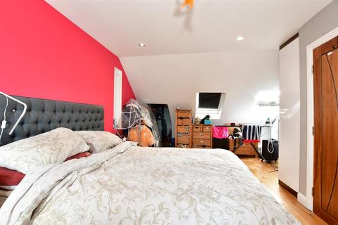 93 Herent Drive, Ilford, IG5 0HF