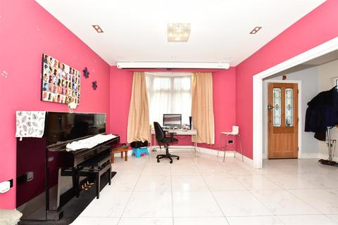 93 Herent Drive, Ilford, IG5 0HF