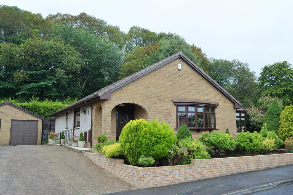 Summerford Gardens, Falkirk... 3 bed bungalow £255,000