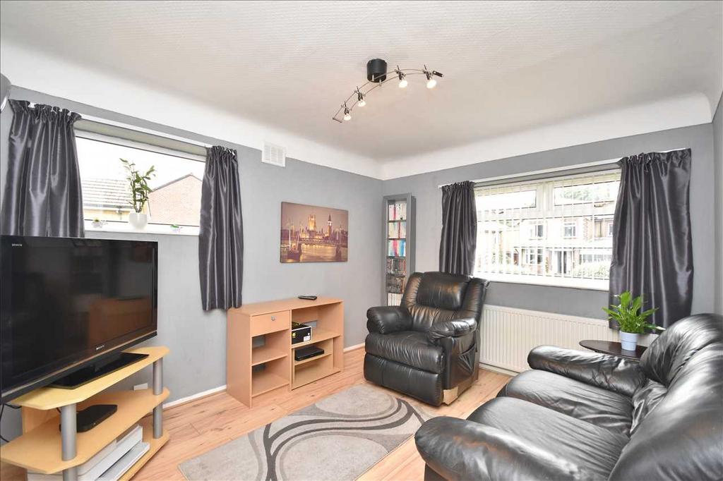 Millfield Road, Chorley 4 bed semidetached house for sale £295,000