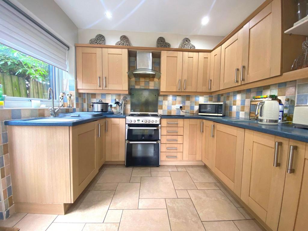 Kitchen / breakfast room