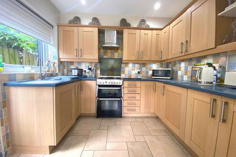 10 Thistleholme Close, Northampton, NN2 7LH