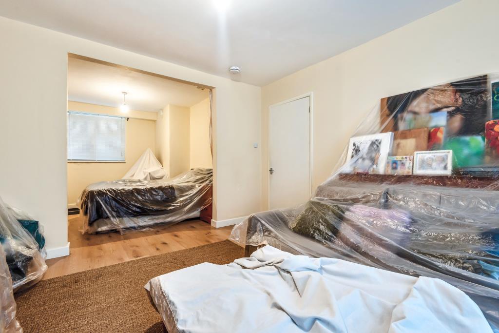 Living area/ Bedroom