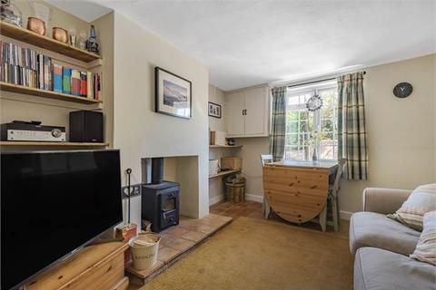 2 bedroom cottage for sale - High Street, Weedon, Buckinghamshire.