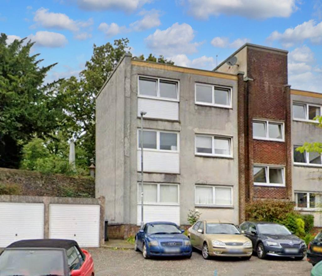 Forsyth Street, Greenock PA16 1 bed flat £450 pcm (£104 pw)
