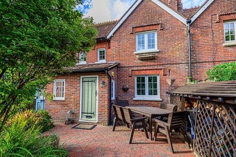 2 bedroom terraced house for sale - High Street, West Meon, Petersfield, Hampshire, GU32