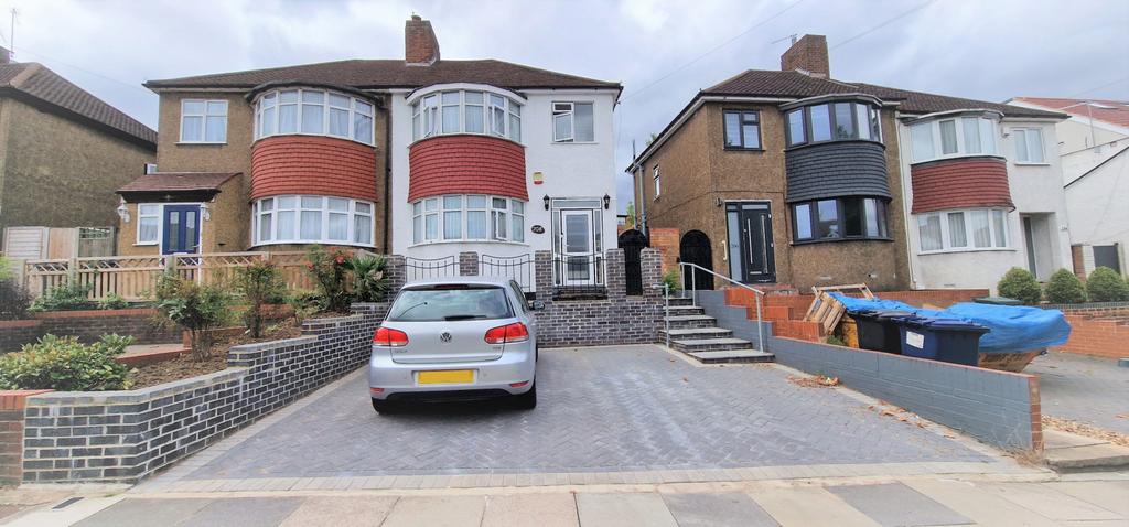 3 Bedroom Extended Semi Detached House
