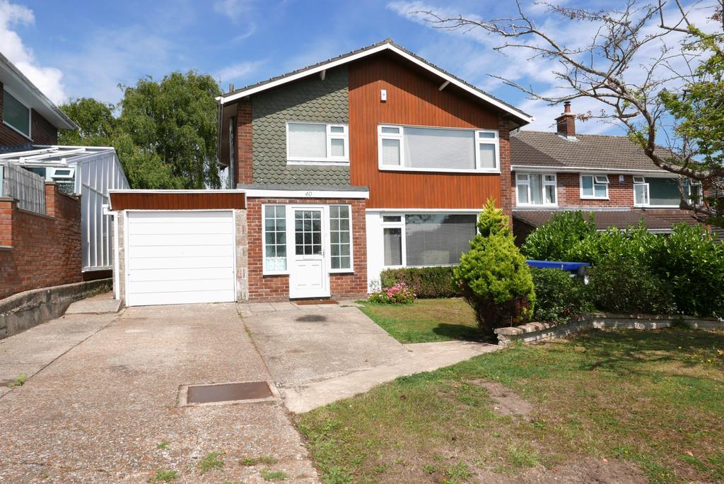 MILLER DRIVE, FAREHAM. GUIDE PRICE £525,000£550,000. 3 bed detached