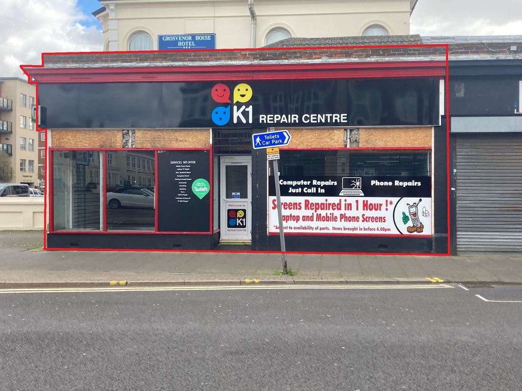 High Street, ClactonOnSea, Tendring, Essex, CO15 Property £833 pcm (£192 pw)