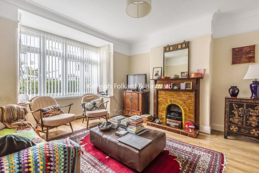 Holme Lacey Road Lee SE12 3 bed end of terrace house £1,950 pcm (£450 pw)