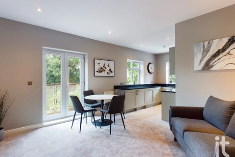 2 bedroom apartment for sale - Flat 4 The Pines, Buxton Road West, Disley, Stockport, SK12