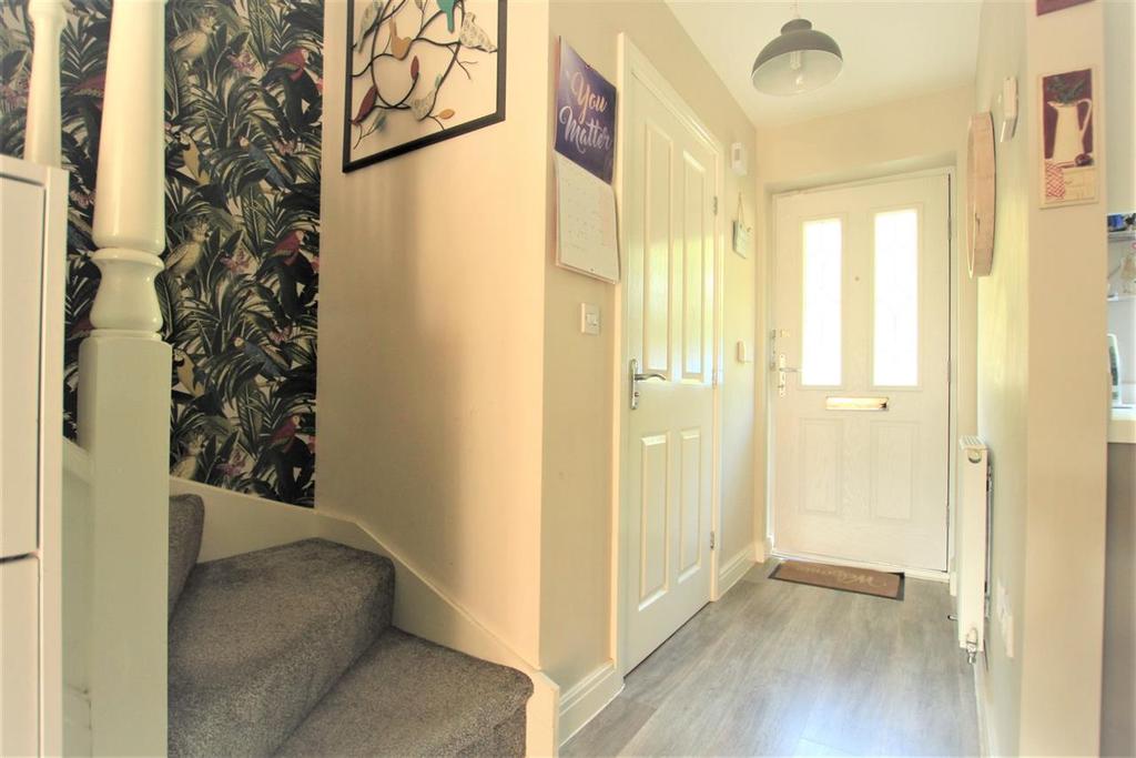 Rosebay Gardens, Higher Walton, Walton le Dale 3 bed terraced house £
