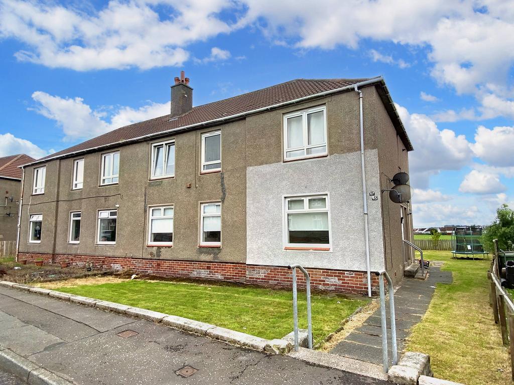 Playingfield Road, Crosshouse KA2 3 bed flat £550 pcm (£127 pw)