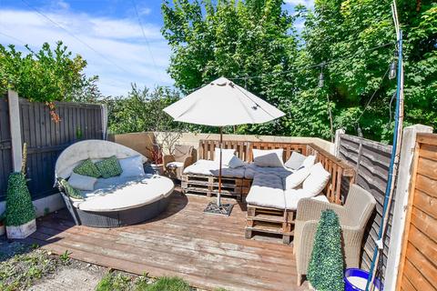 80 Longfield Road, Dover, CT17 9QR