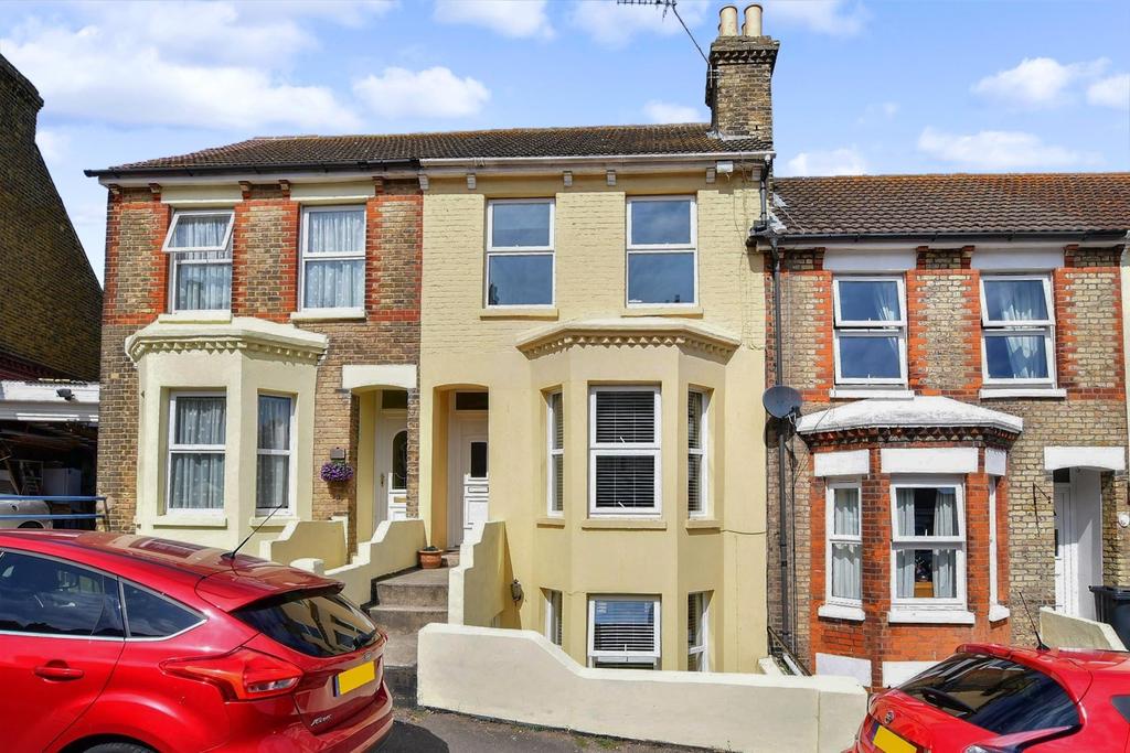 Longfield Road, Dover, Kent 3 bed terraced house £270,000