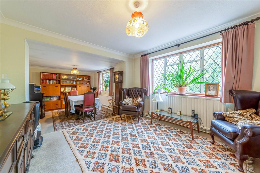 Grasmere Avenue, Harpenden... 4 bed detached house £1,500,000