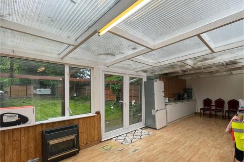 717 Bath Road, Hounslow, TW5 9SZ