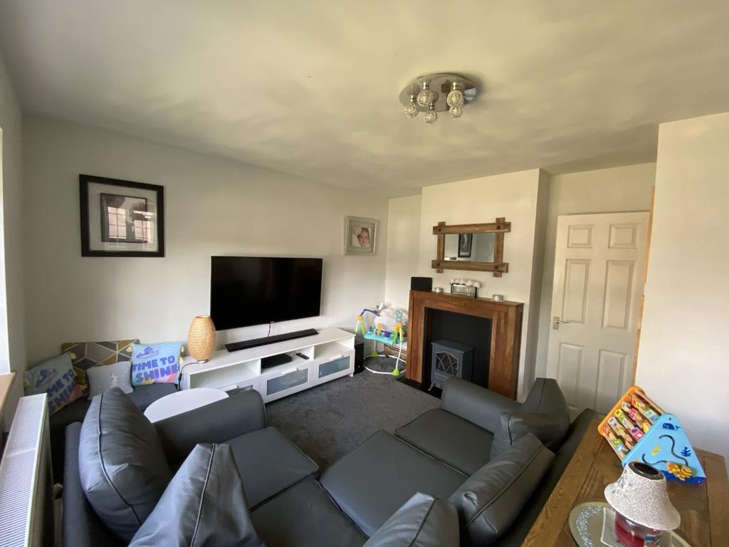 Featherby Road, Gillingham, ME8 3 bed semidetached house for sale £