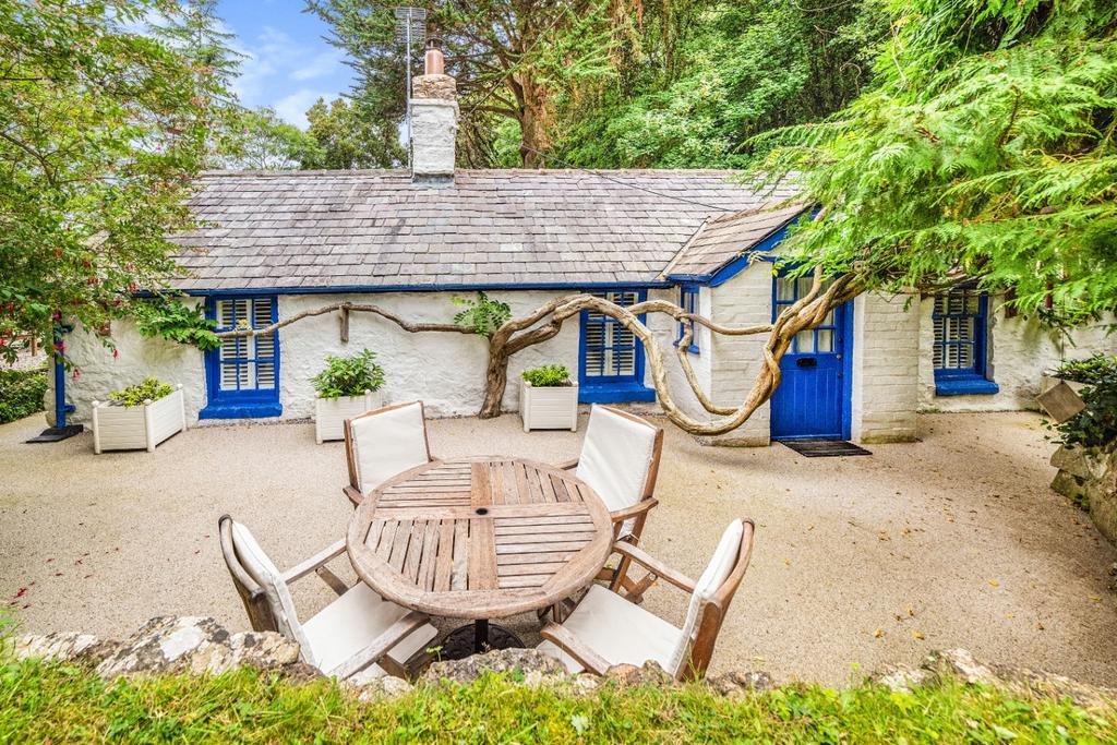 Y Foel, Cwymp Road, RhydyFoel... 3 bed cottage £420,000