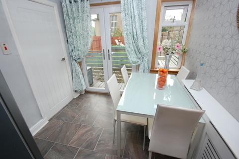 45 Carleith Quadrant, Glasgow, G51 4LA