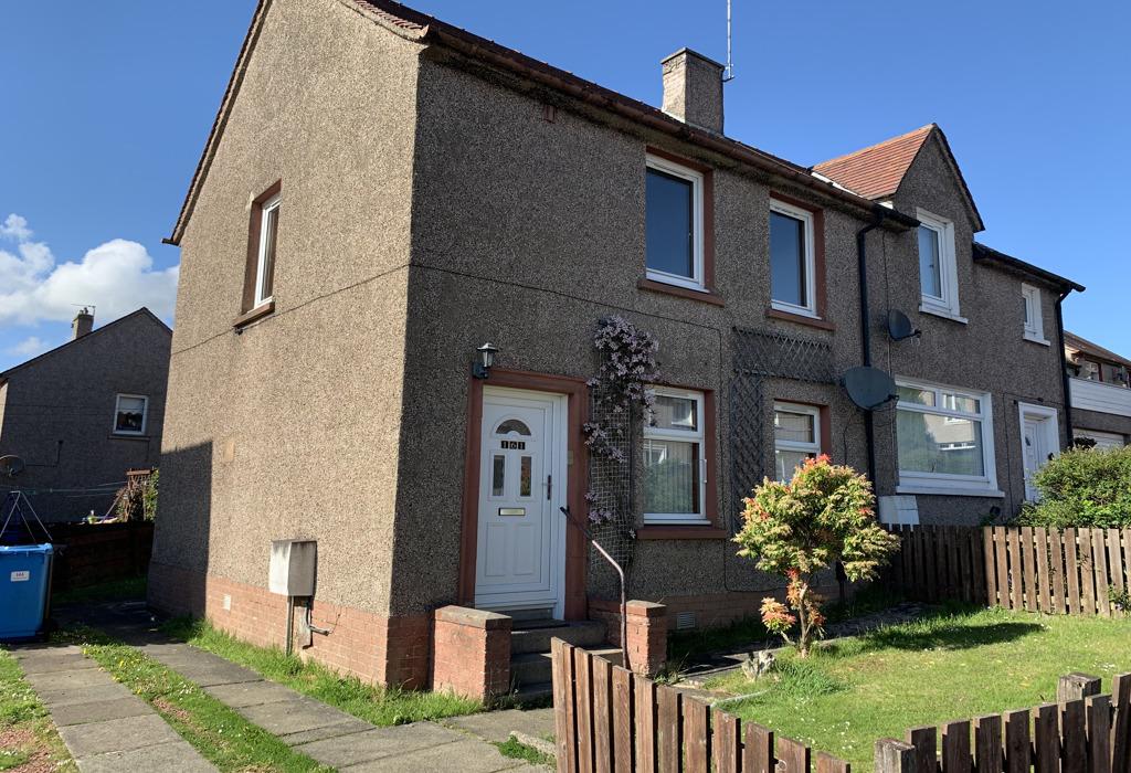 Elizabeth Drive, Bathgate, West Lothian 2 bed semidetached house £
