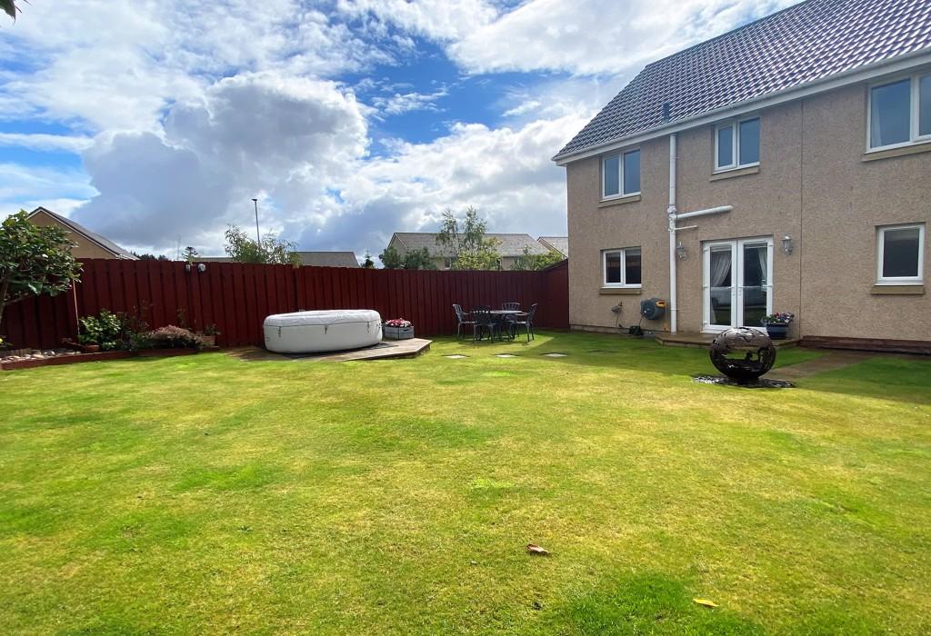 Thornhill Drive, Elgin, Morayshire 4 bed detached house £250,000