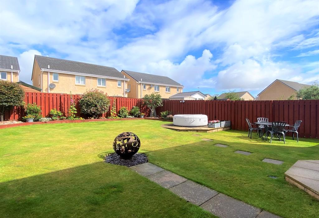 Thornhill Drive, Elgin, Morayshire 4 bed detached house £250,000
