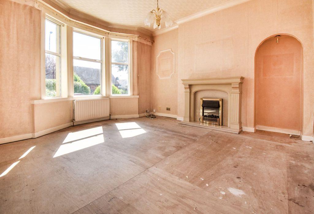 Kilbarchan Road, Johnstone, Renfrewshire 3 bed semidetached house £