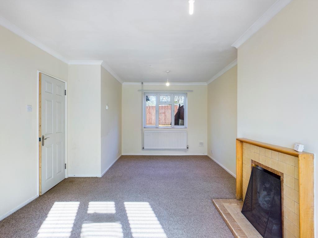 Scotney Road, Oakridge, Basingstoke... 2 bed semidetached house £