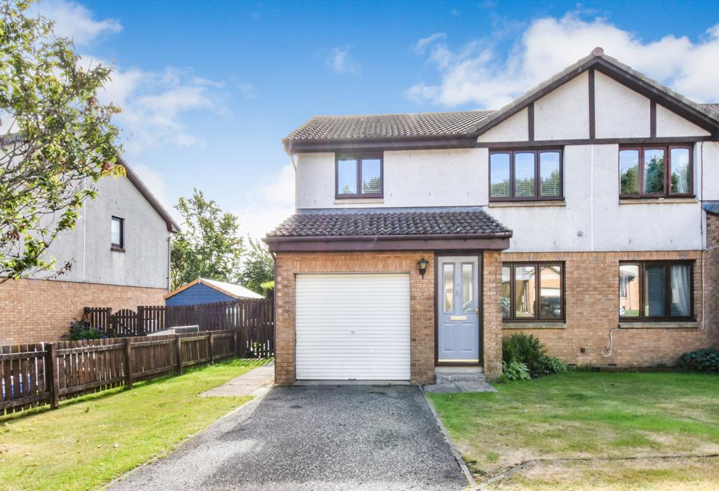 Waverley Crescent, Livingston, West... 3 bed semidetached house £223,000