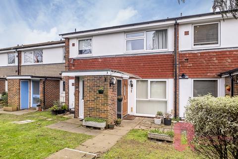 3 Timberhill, Ashtead, KT21 2NY