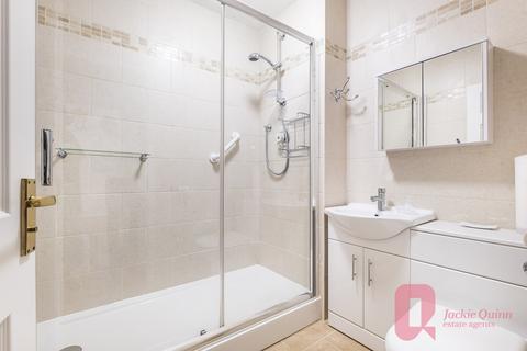 3 Timberhill, Ashtead, KT21 2NY